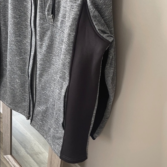 Bears Jacket - Picture 4 of 5